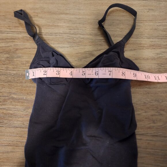 SKIMS Seamless Sculpt Low Back Mid Thigh Bodysuit Black XS - Picture 4 of 6